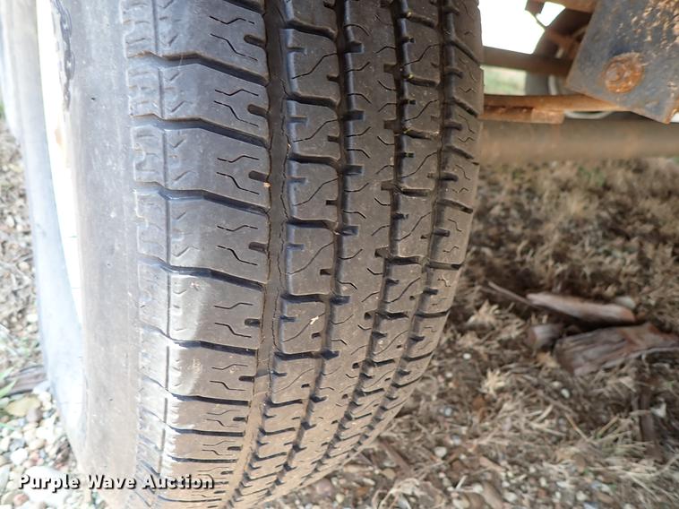 image for item DF8852 2005 Cross Roads Cruiser camper