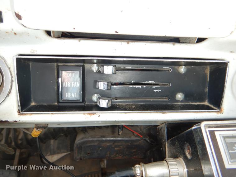 image for item DG0946 1970 Chevrolet C30 pickup truck cab and chassis