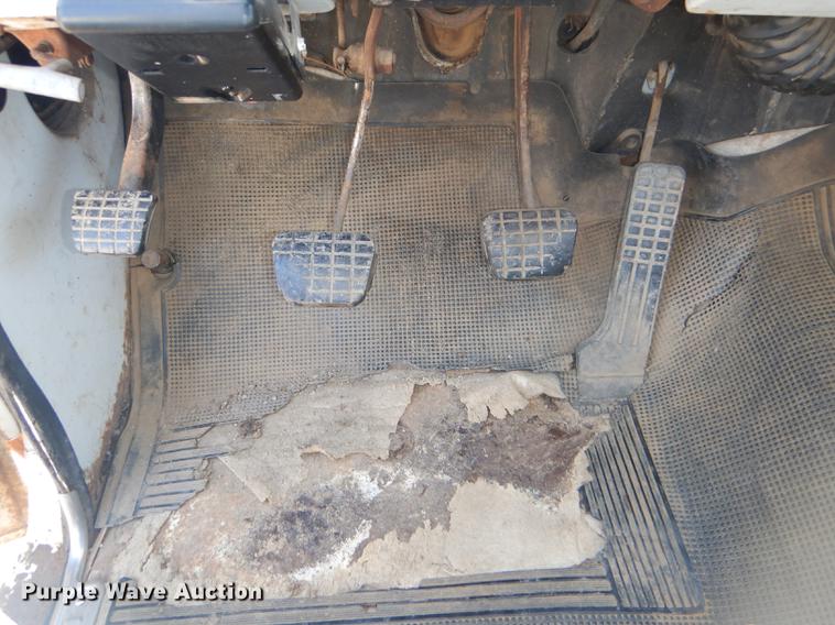 image for item DG0946 1970 Chevrolet C30 pickup truck cab and chassis