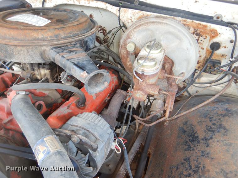 image for item DG0946 1970 Chevrolet C30 pickup truck cab and chassis