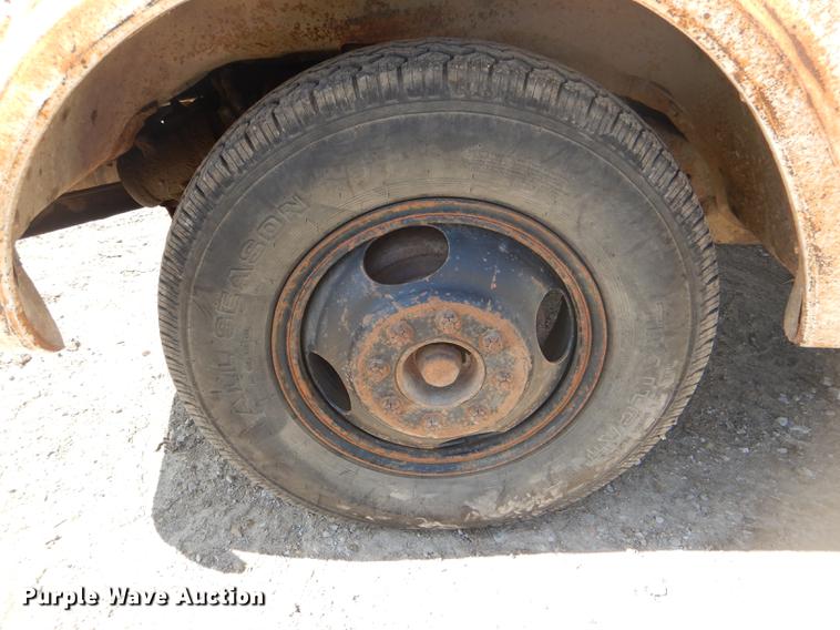 image for item DG0946 1970 Chevrolet C30 pickup truck cab and chassis