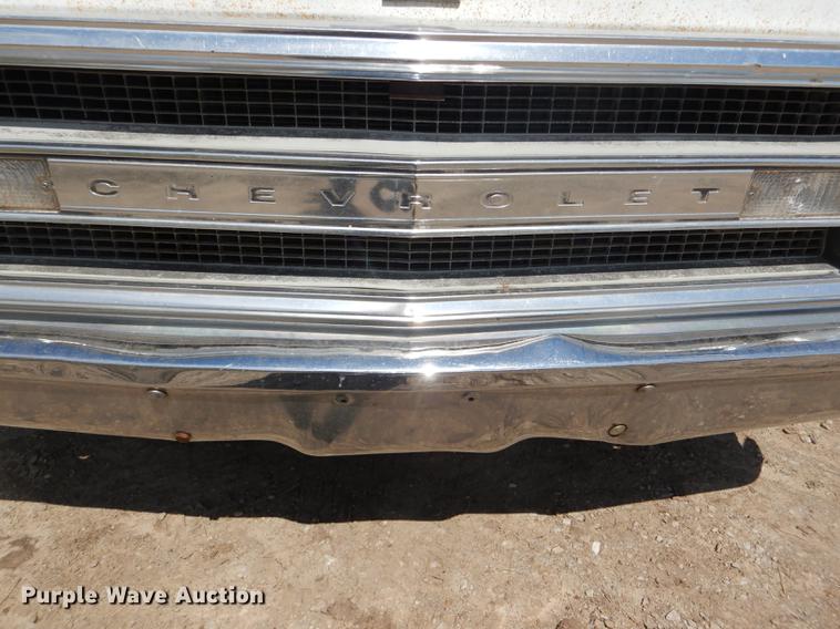 image for item DG0946 1970 Chevrolet C30 pickup truck cab and chassis