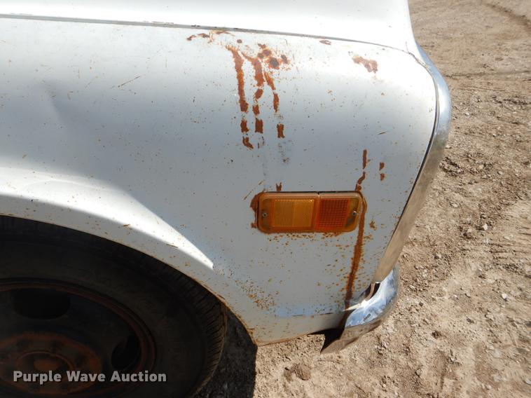 image for item DG0946 1970 Chevrolet C30 pickup truck cab and chassis