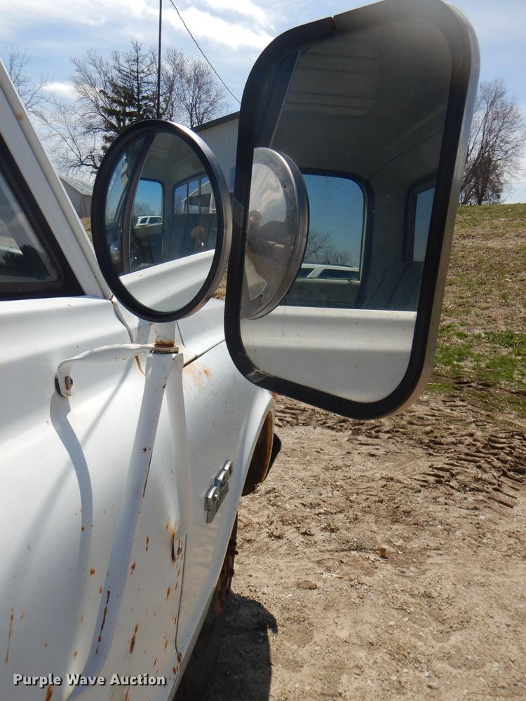 image for item DG0946 1970 Chevrolet C30 pickup truck cab and chassis