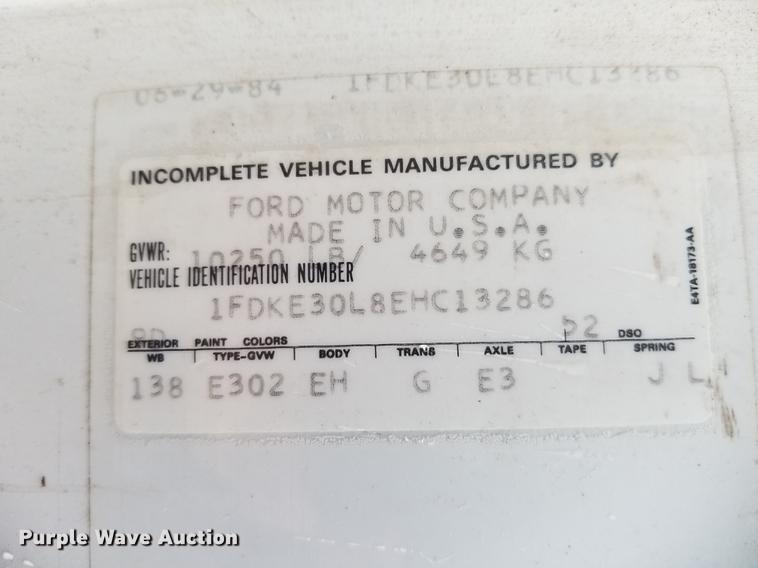 image for item DG0949 1984 Ford Econoline E350 XL cab and chassis