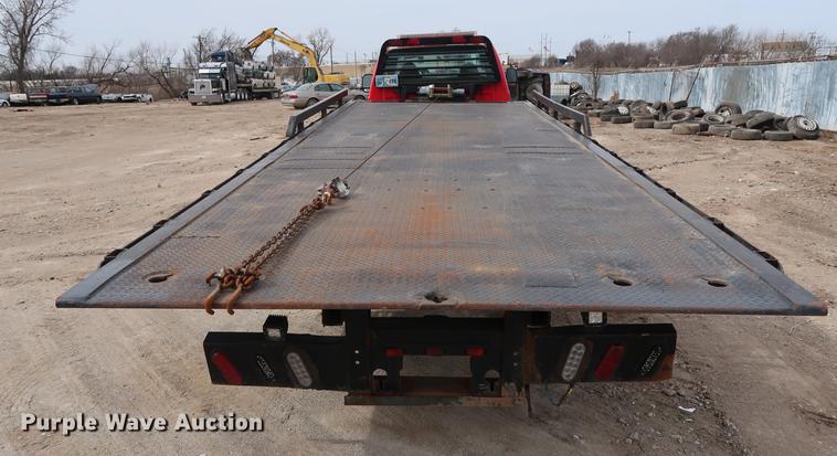 image for item DG3388 2001 Ford F550 Crew Cab rollback truck