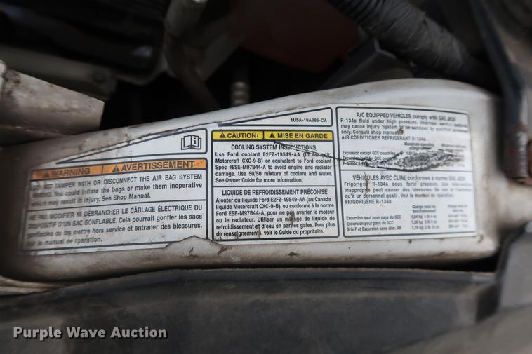 image for item DG3388 2001 Ford F550 Crew Cab rollback truck