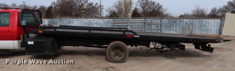 image for item DG3388 2001 Ford F550 Crew Cab rollback truck