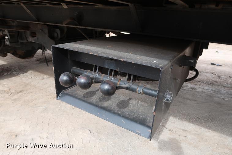 image for item DG3388 2001 Ford F550 Crew Cab rollback truck