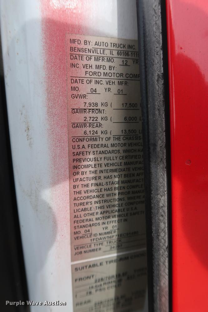 image for item DG3388 2001 Ford F550 Crew Cab rollback truck