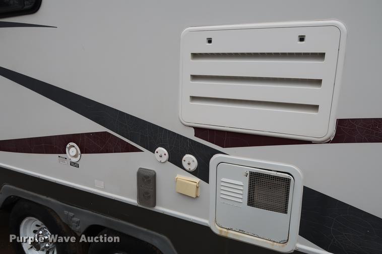 image for item DG3393 2006 KZ Durango 285RL camper