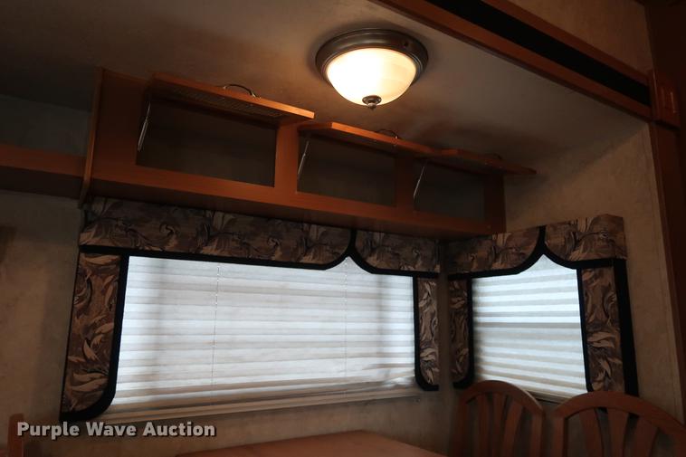 image for item DG3393 2006 KZ Durango 285RL camper