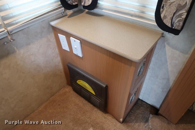 image for item DG3393 2006 KZ Durango 285RL camper