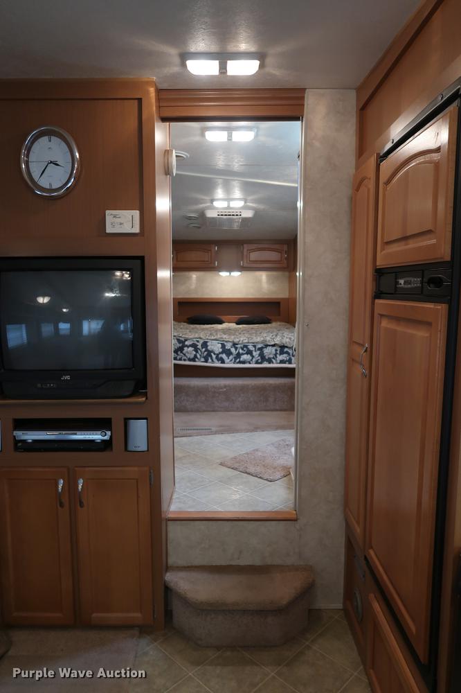 image for item DG3393 2006 KZ Durango 285RL camper