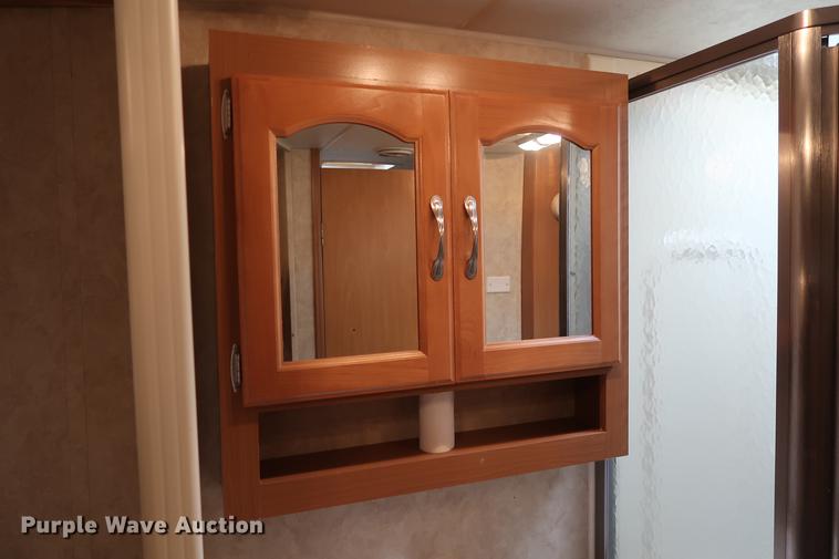 image for item DG3393 2006 KZ Durango 285RL camper