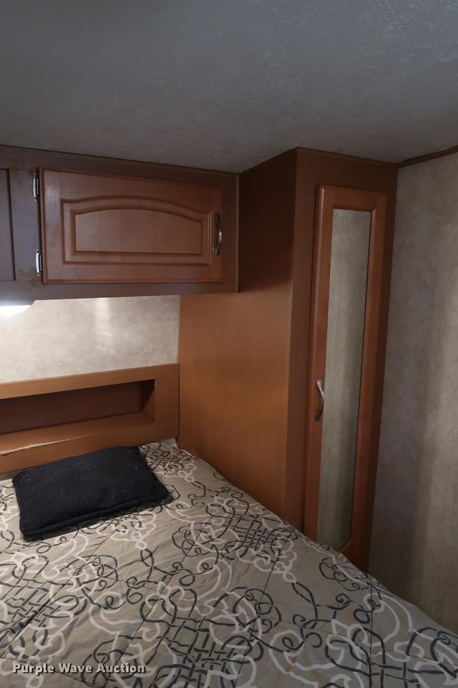 image for item DG3393 2006 KZ Durango 285RL camper