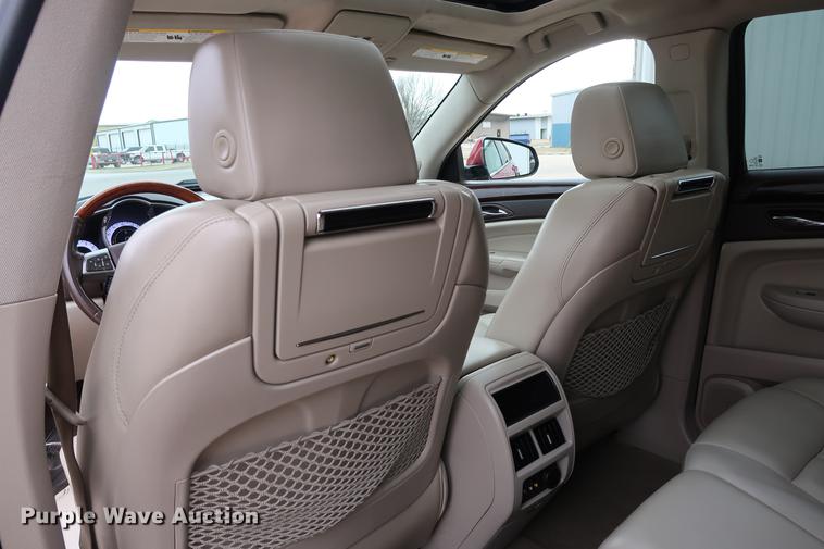 image for item DG3394 2010 Cadillac SRX4 SUV