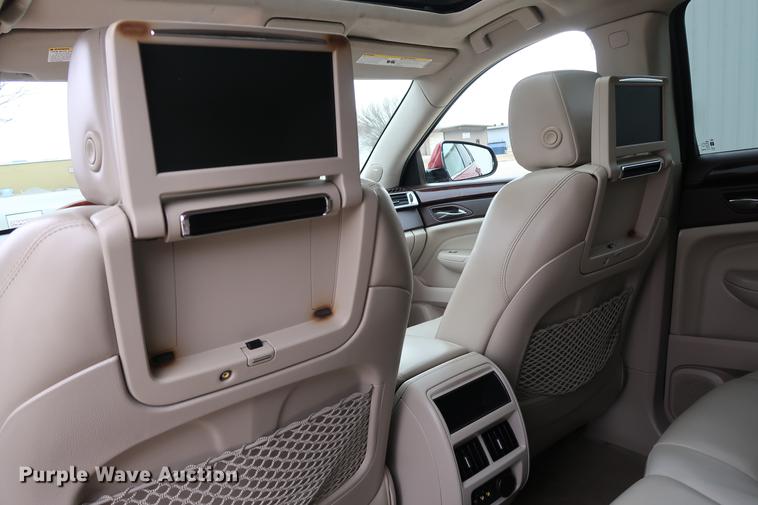 image for item DG3394 2010 Cadillac SRX4 SUV