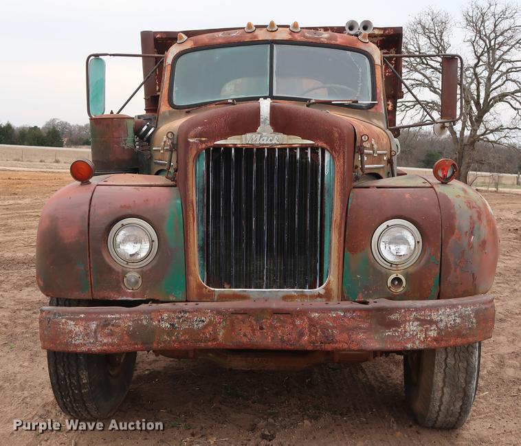 image for item DG3399 1958 Mack B61 dump truck