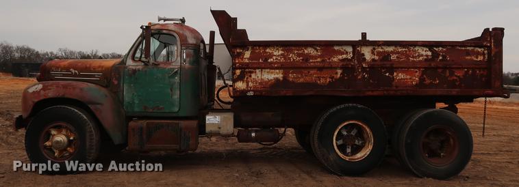 image for item DG3399 1958 Mack B61 dump truck