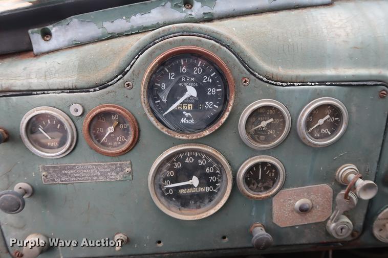 image for item DG3399 1958 Mack B61 dump truck