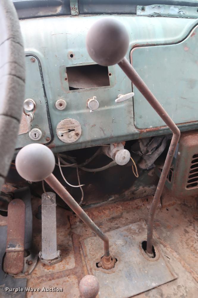 image for item DG3399 1958 Mack B61 dump truck