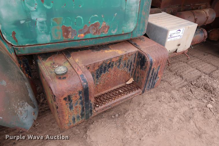 image for item DG3399 1958 Mack B61 dump truck