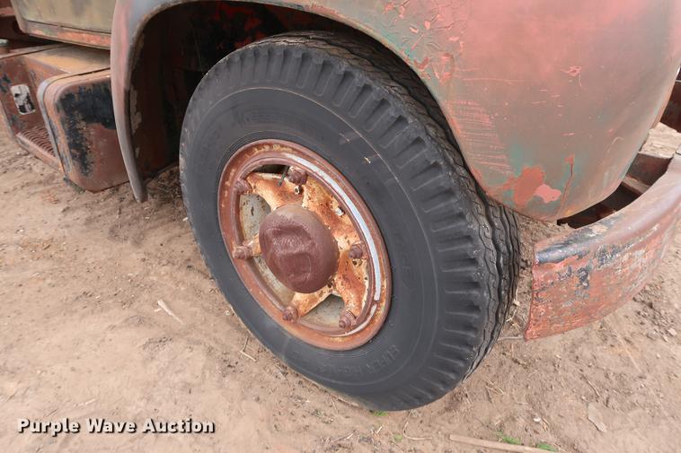 image for item DG3399 1958 Mack B61 dump truck