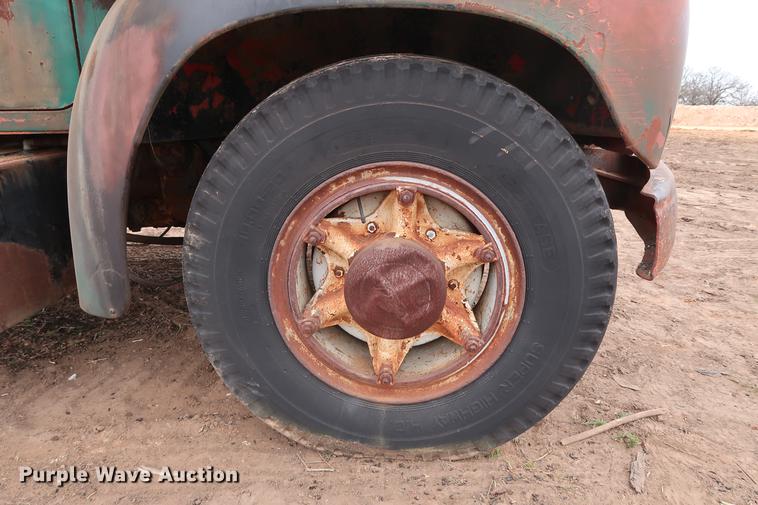 image for item DG3399 1958 Mack B61 dump truck