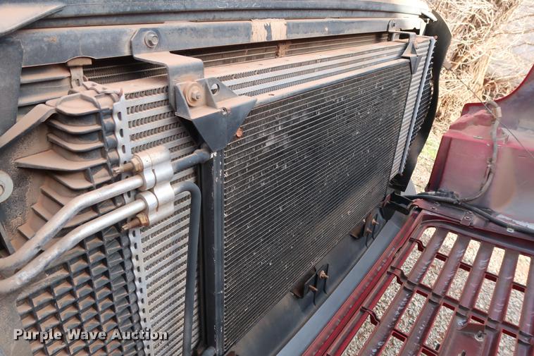 image for item DG3401 2004 Chevrolet C7500 flatbed truck with gin poles