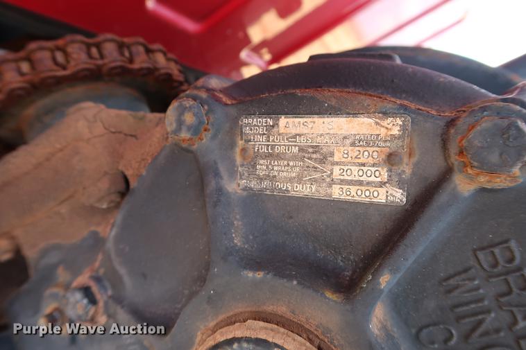 image for item DG3401 2004 Chevrolet C7500 flatbed truck with gin poles