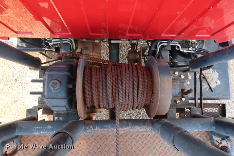 image for item DG3401 2004 Chevrolet C7500 flatbed truck with gin poles