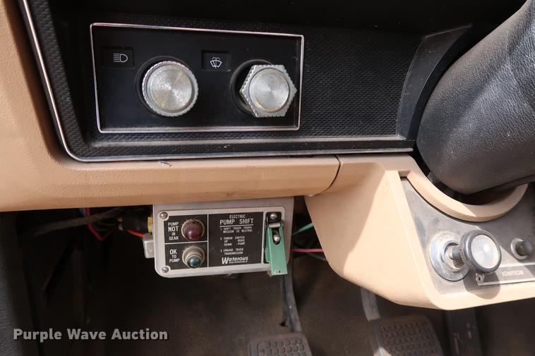 image for item DG3405 1984 Ford F800 Fire Cat fire truck