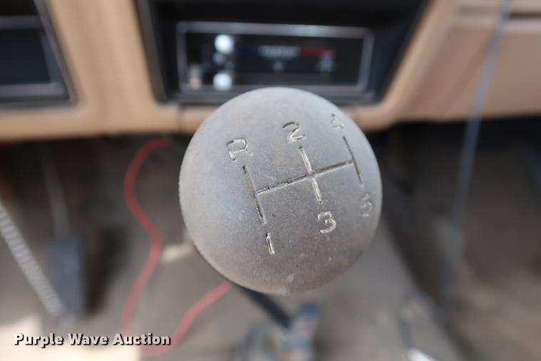 image for item DG3405 1984 Ford F800 Fire Cat fire truck