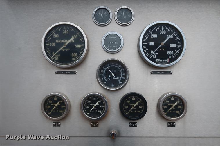 image for item DG3405 1984 Ford F800 Fire Cat fire truck