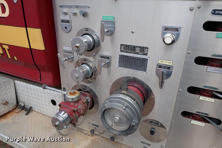 image for item DG3405 1984 Ford F800 Fire Cat fire truck