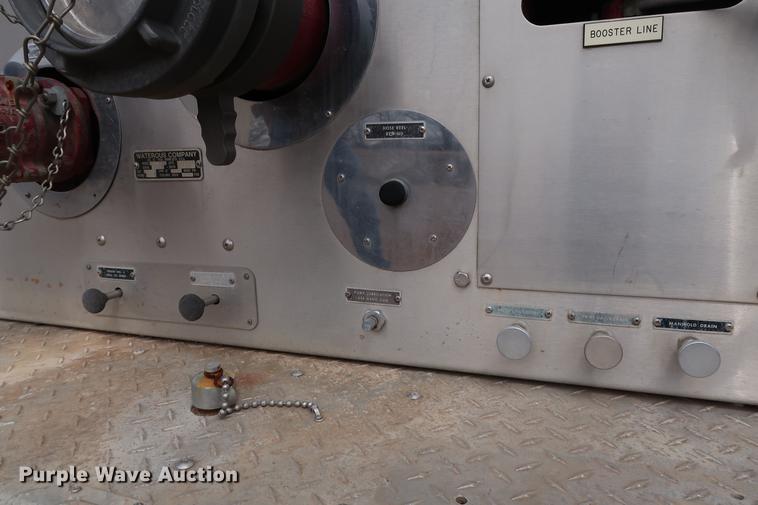 image for item DG3405 1984 Ford F800 Fire Cat fire truck