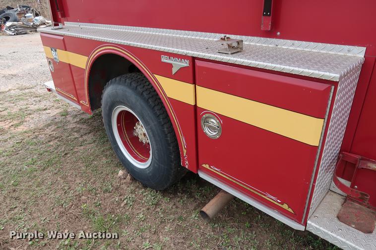 image for item DG3405 1984 Ford F800 Fire Cat fire truck