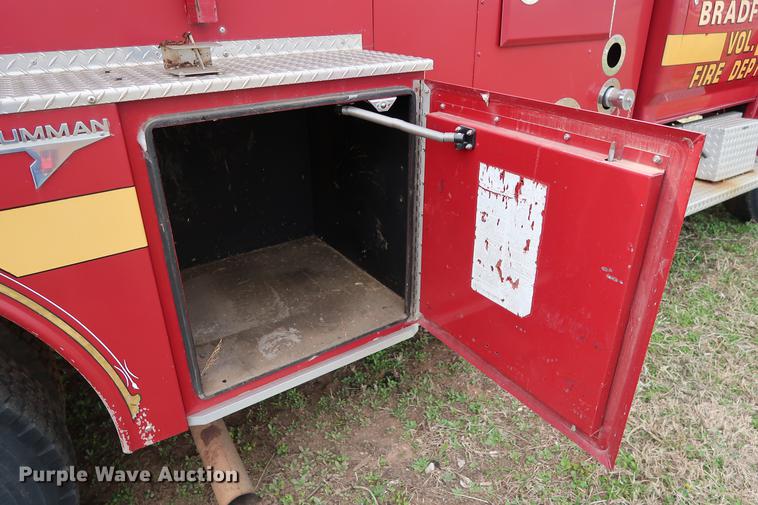 image for item DG3405 1984 Ford F800 Fire Cat fire truck