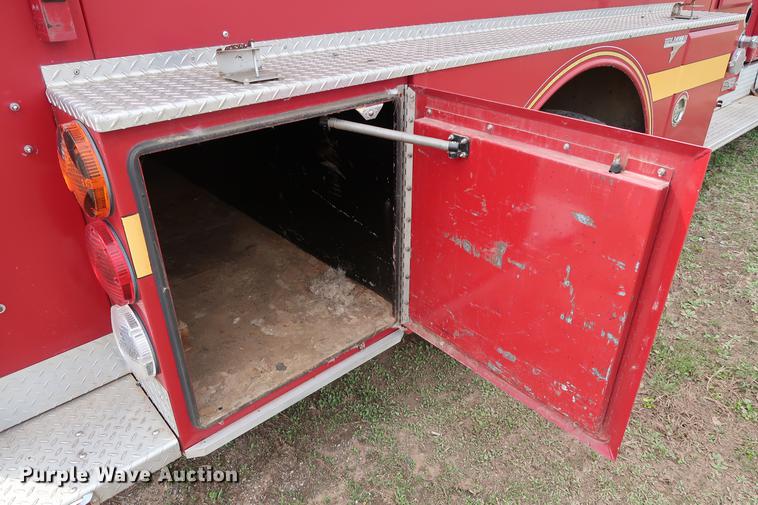 image for item DG3405 1984 Ford F800 Fire Cat fire truck