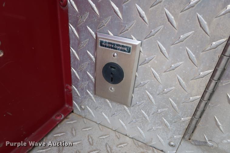 image for item DG3405 1984 Ford F800 Fire Cat fire truck