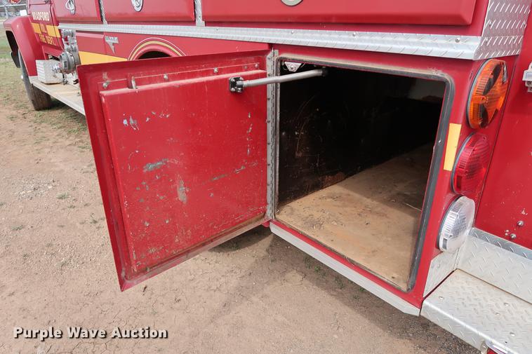 image for item DG3405 1984 Ford F800 Fire Cat fire truck