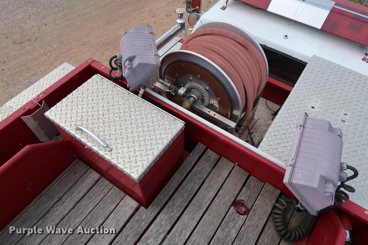 image for item DG3405 1984 Ford F800 Fire Cat fire truck