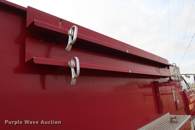 image for item DG3405 1984 Ford F800 Fire Cat fire truck