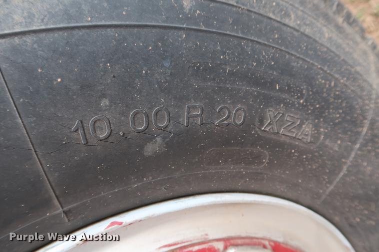 image for item DG3405 1984 Ford F800 Fire Cat fire truck