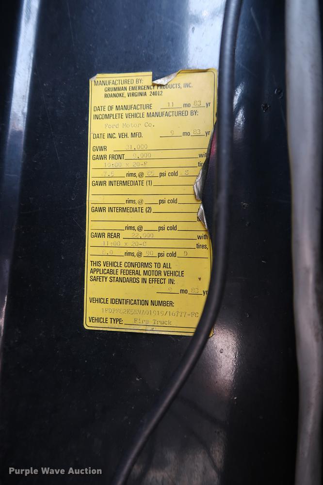 image for item DG3405 1984 Ford F800 Fire Cat fire truck