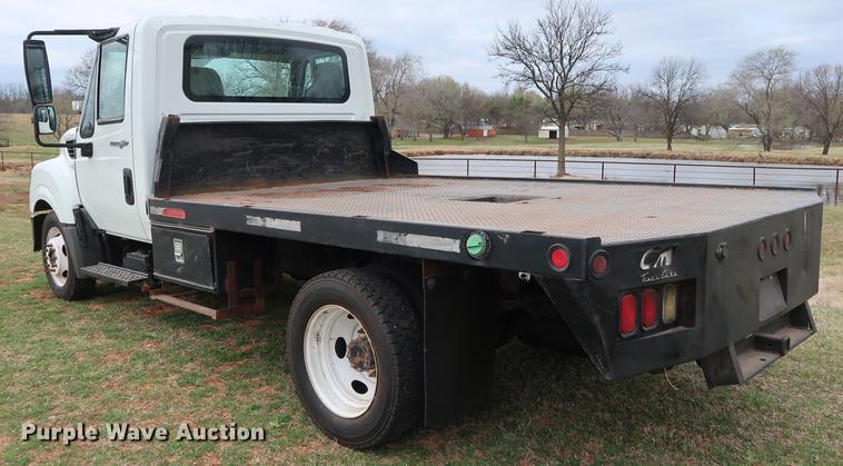 image for item DG3406 2013 International TerraStar flatbed truck