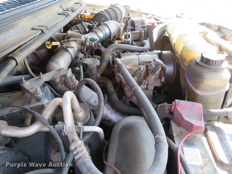 image for item DG3913 2000 Ford F350 Super Duty XL flatbed pickup truck