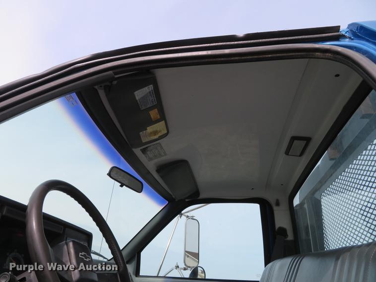 image for item DG3915 1995 Chevrolet Kodiak C6500 flat dump bed truck