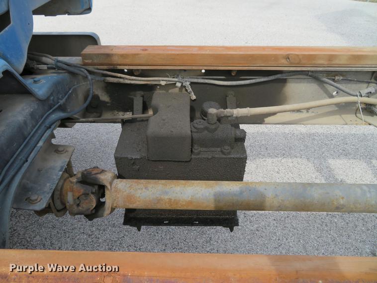 image for item DG3915 1995 Chevrolet Kodiak C6500 flat dump bed truck